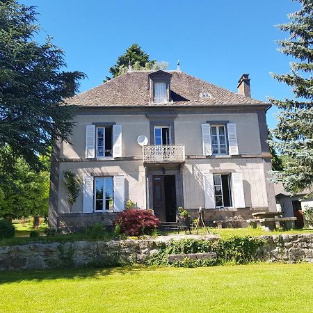 Domaine Les Pradets Bed & Breakfast Ла Бурбул Екстериор снимка