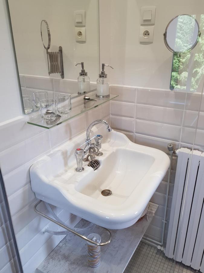 Domaine Les Pradets Bed & Breakfast Ла Бурбул Екстериор снимка